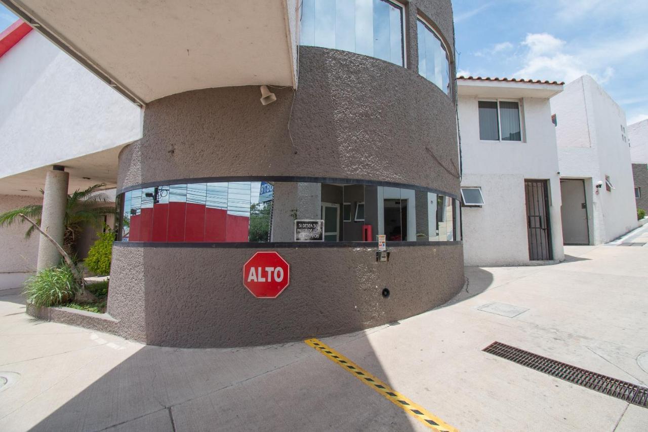 Auto Hotel Hacienda Arriba Леон Екстериор снимка