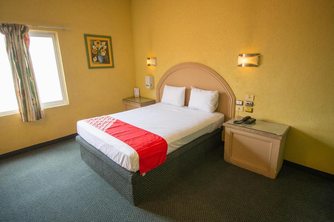 Auto Hotel Hacienda Arriba Леон Екстериор снимка